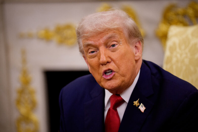 Trump vows to ‘rescue’ Iranian protesters if regime attacks